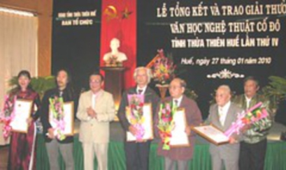 Giải Cố Đô qua “lời quê chắp nhặt”