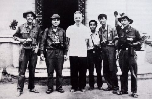 Lan man chuyện nghề